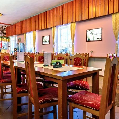 Jindrichov Hotel Dzban מראה חיצוני תמונה