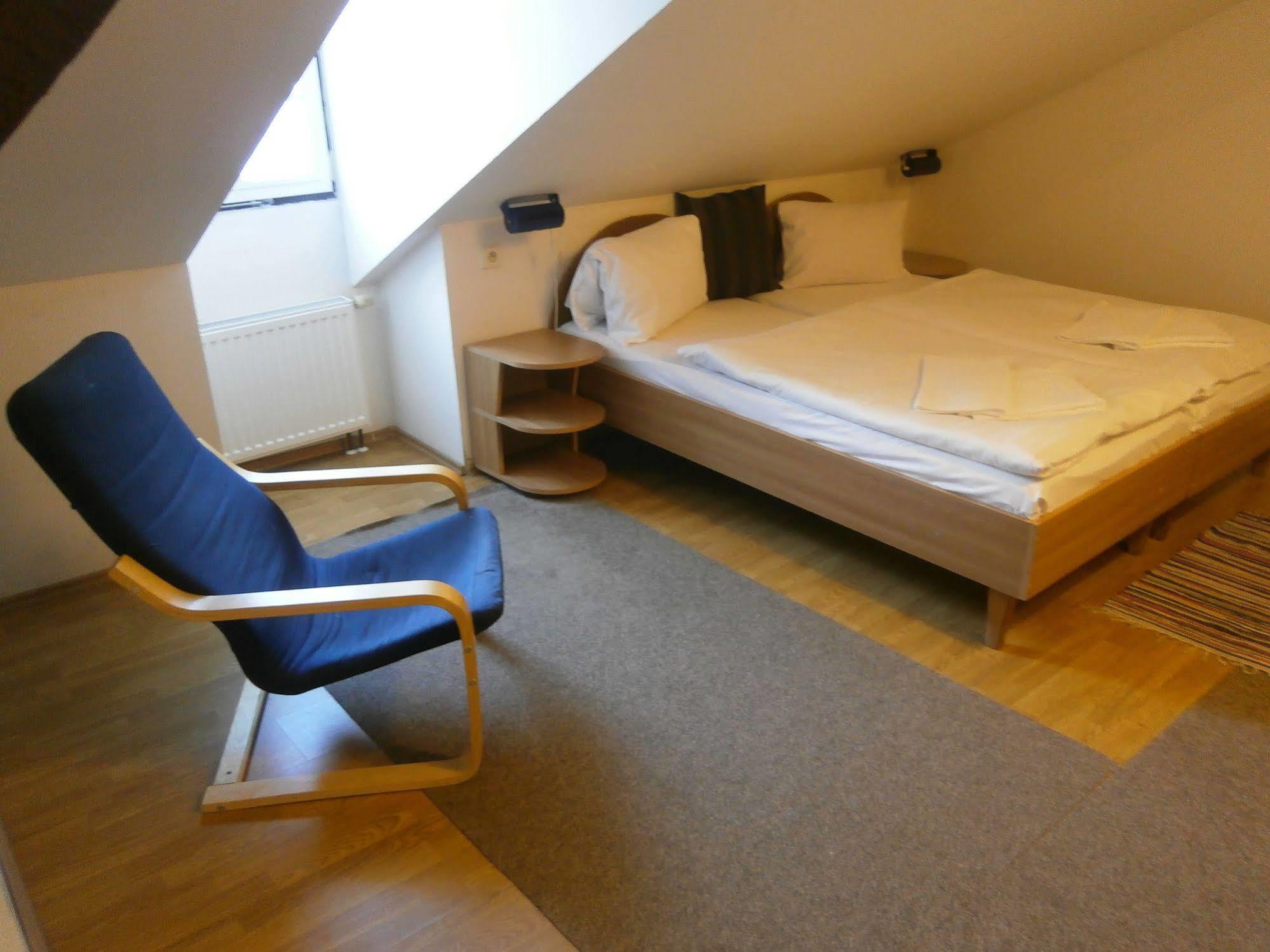 Jindrichov Hotel Dzban מראה חיצוני תמונה