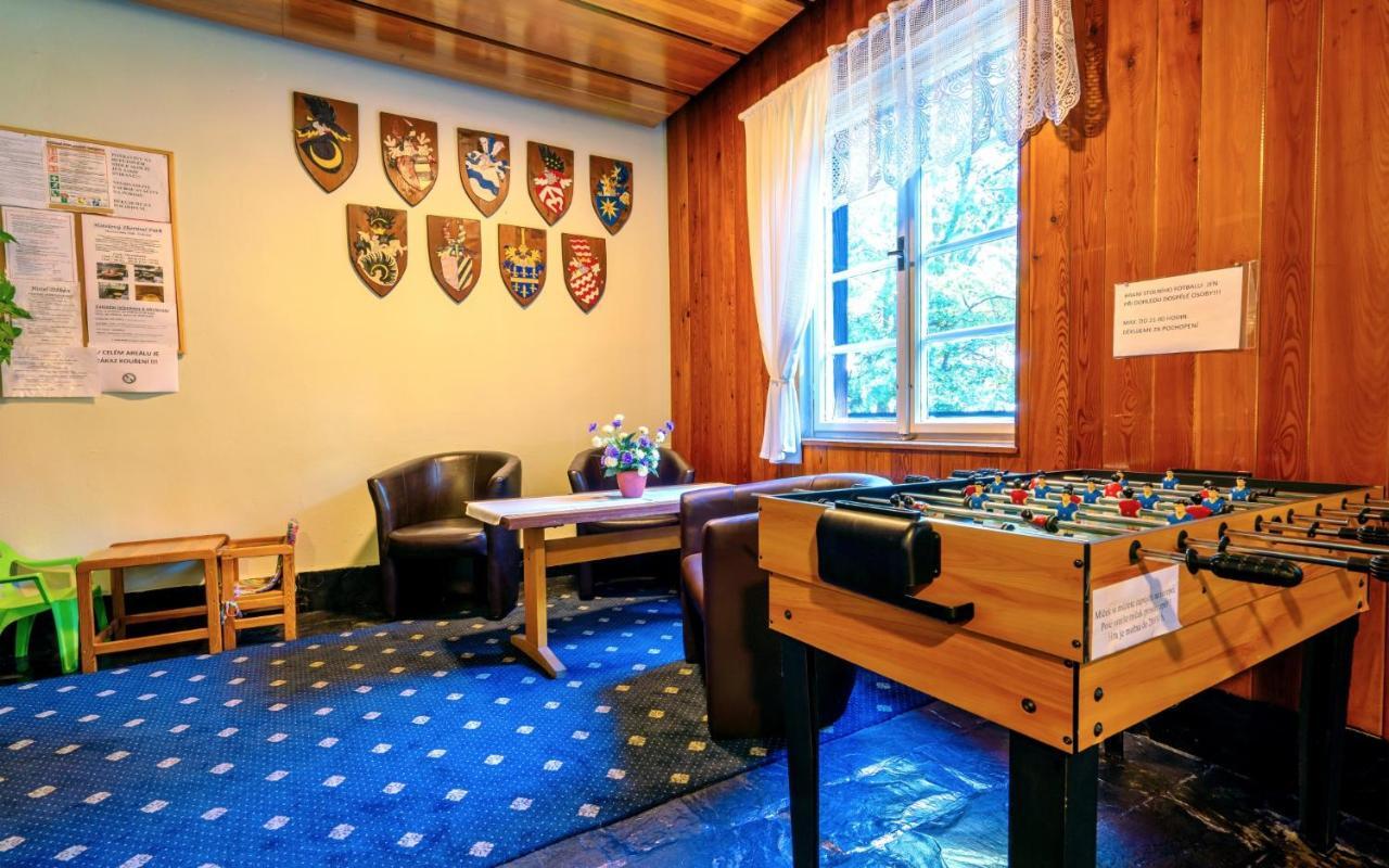 Jindrichov Hotel Dzban מראה חיצוני תמונה