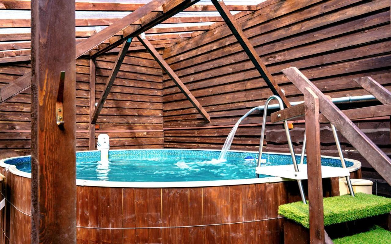 Jindrichov Hotel Dzban מראה חיצוני תמונה